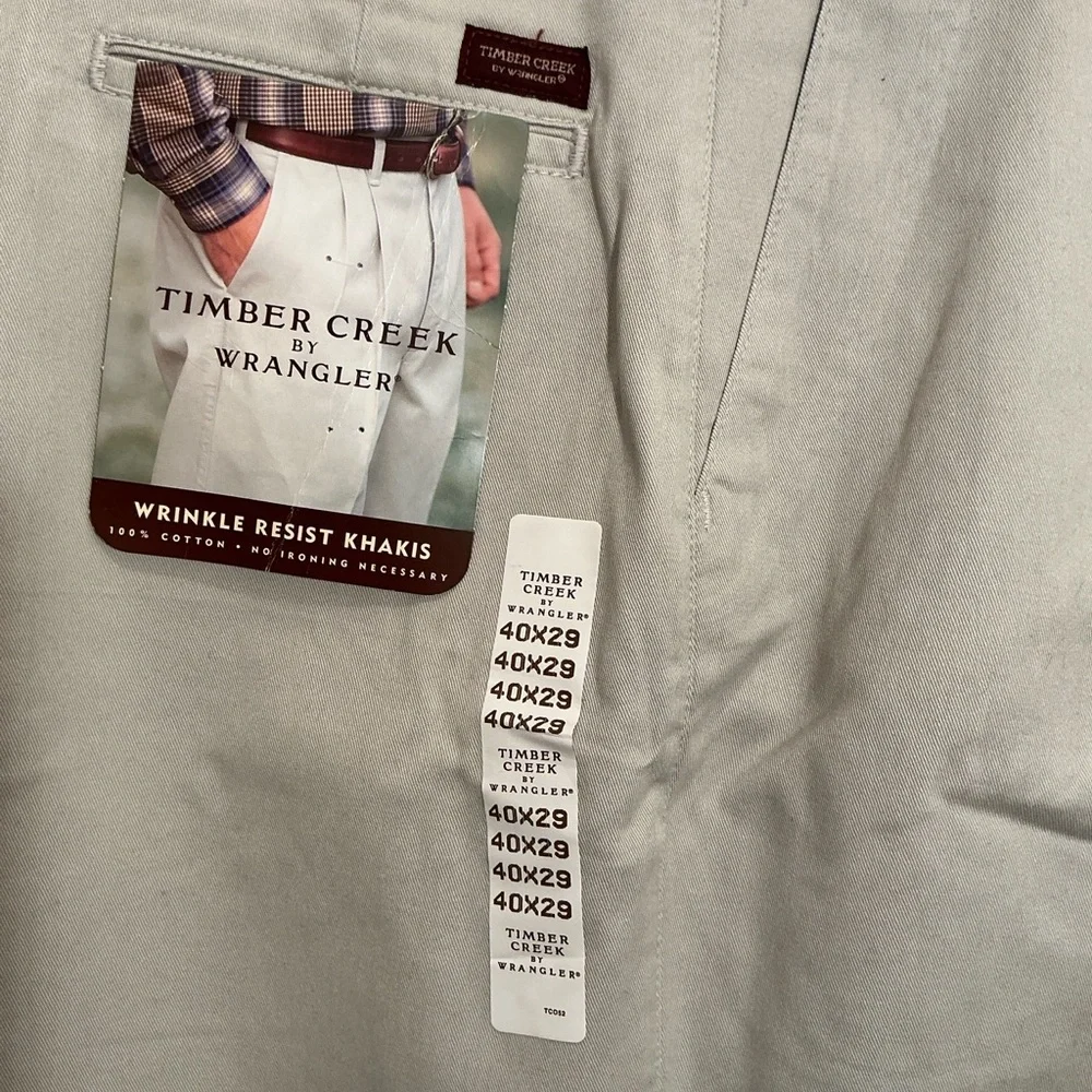 NWT Timber Creek by Wrangler Khaki Pants Mens 40x29 Wrinkle Resist - Picture 2 of 3